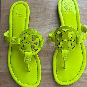 Neón Tory Burch sandals 7 1/2
